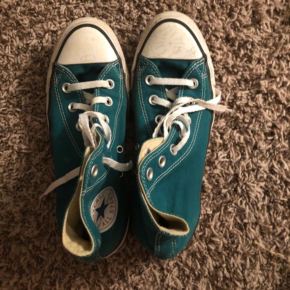 Turquoise converse